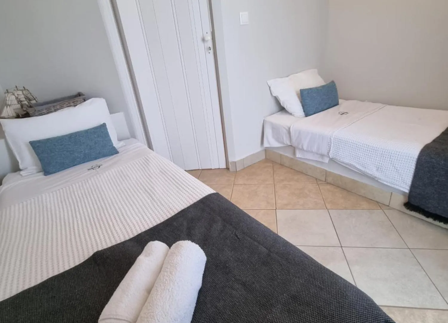 Greenhill Holiday Suites Sarti Yunanistan