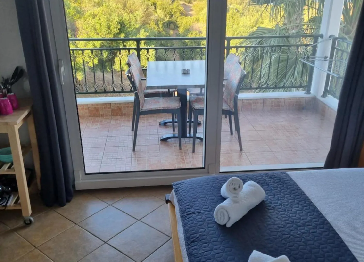 Greenhill Holiday Suites Sarti Oda ve Kahvaltı