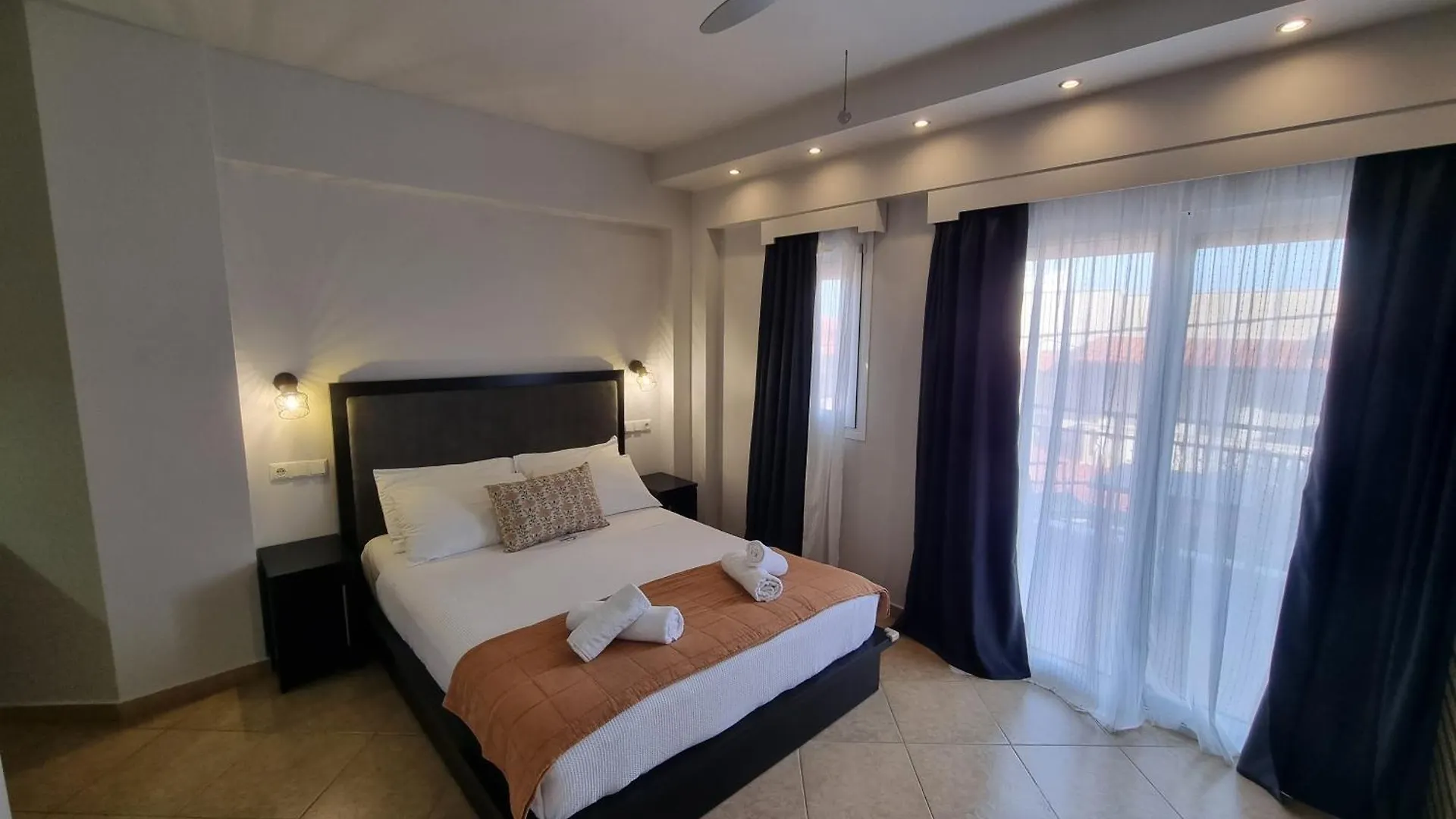 **** Oda ve Kahvaltı Greenhill Holiday Suites Sarti Yunanistan