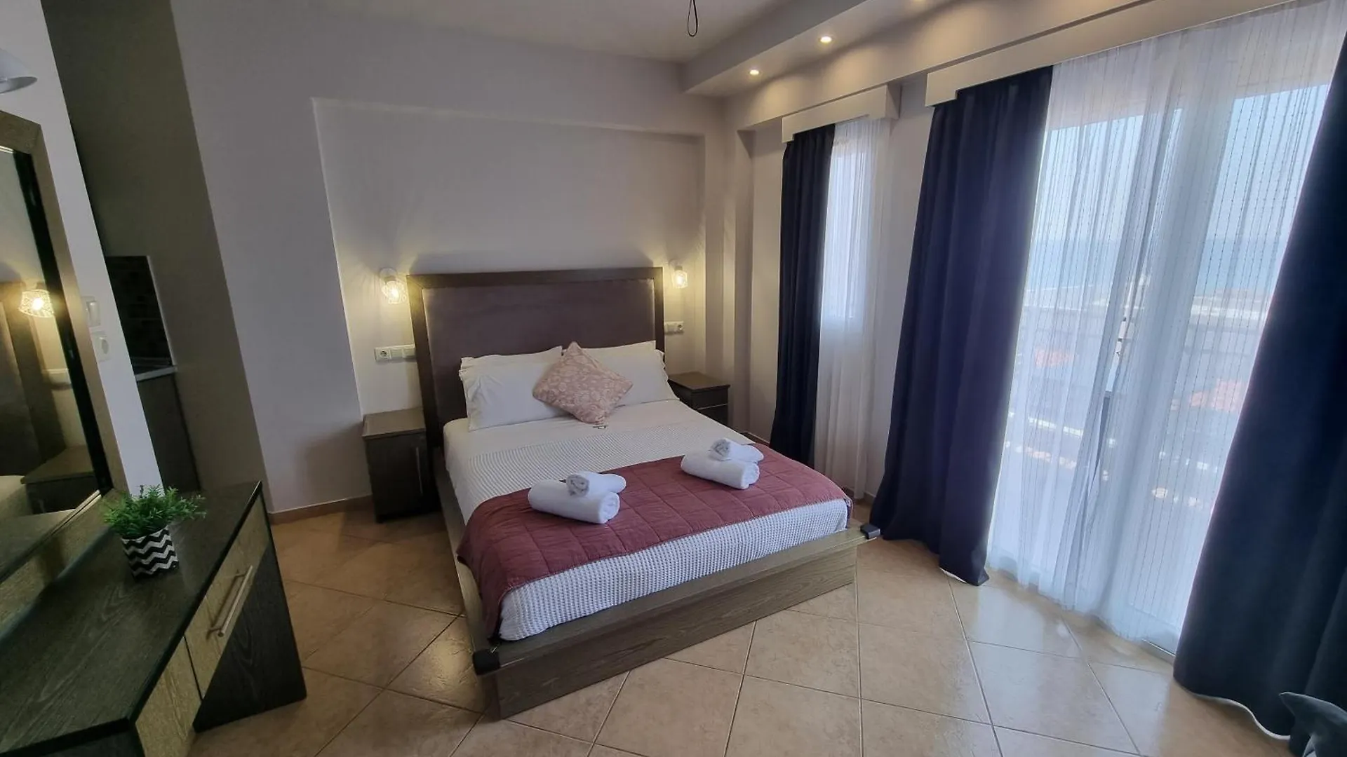 Greenhill Holiday Suites Sarti Oda ve Kahvaltı