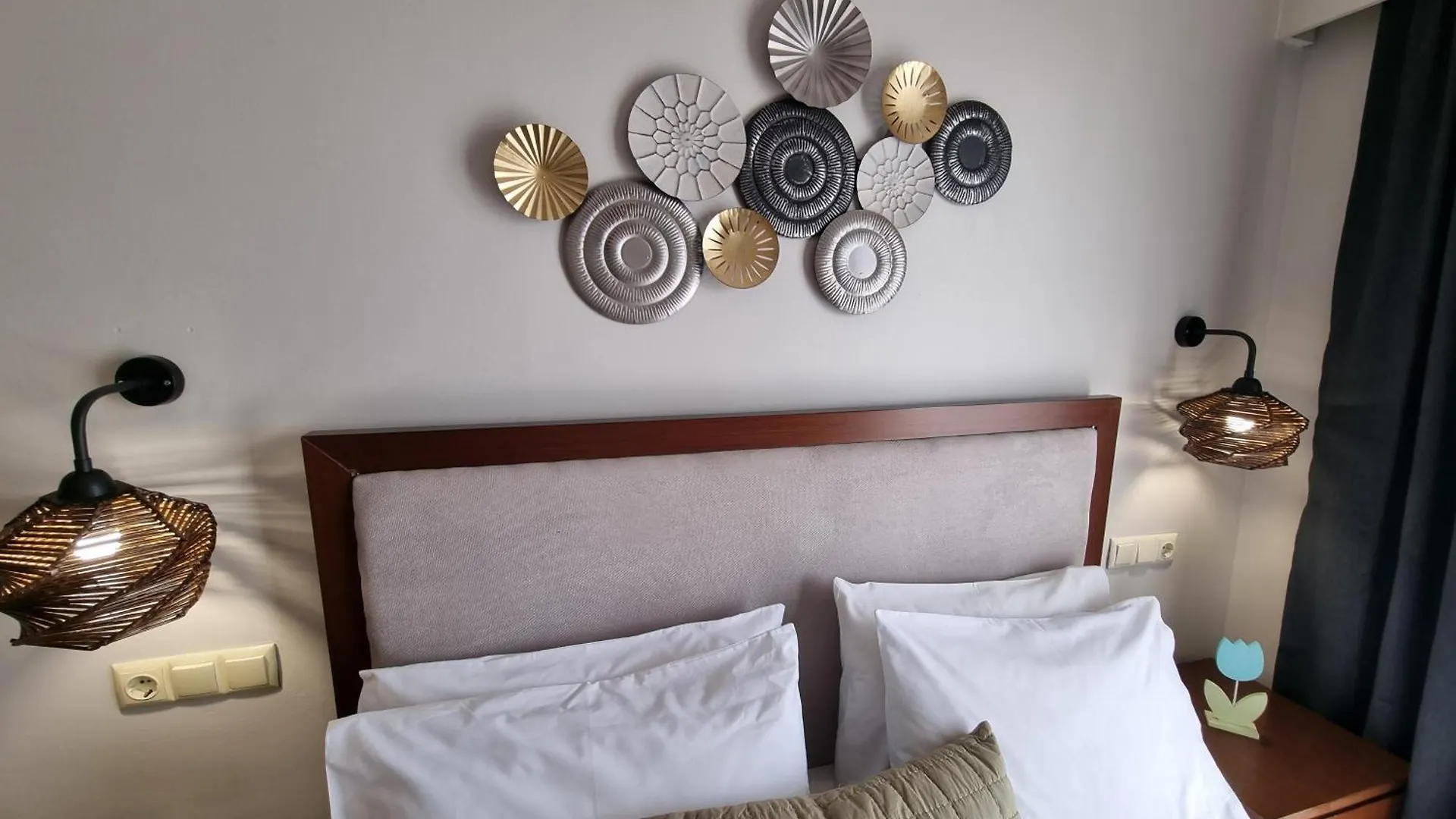 Greenhill Holiday Suites Sarti Oda ve Kahvaltı