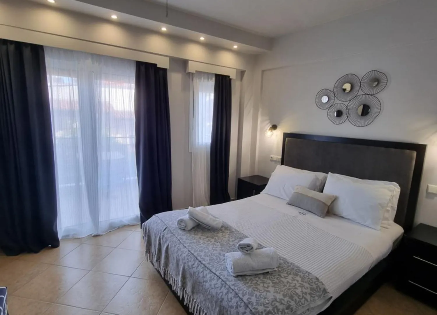 Greenhill Holiday Suites Sarti Oda ve Kahvaltı